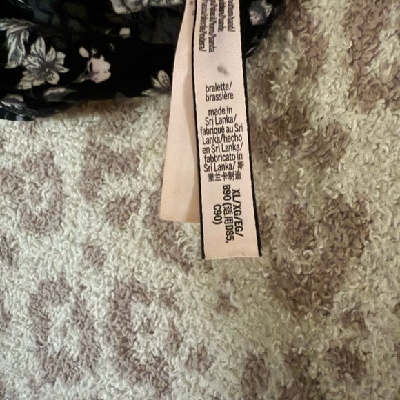 VS Floral Bralette - Picture 4 of 4